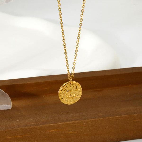 Collane con ciondolo Collana minimalista con moneta in rilievo lunare Placcato oro 18 carati Acciaio inossidabile martellato tondo per donna Cadeau Femme
