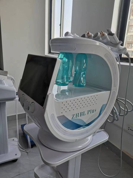 Nouvelle Machine intelligente bleue glacée, Jet d'oxygène, Peeling Aqual avec 10 millions de pixels, analyseur de peau, Machine fractionnée Rf, nouvelles offres spéciales