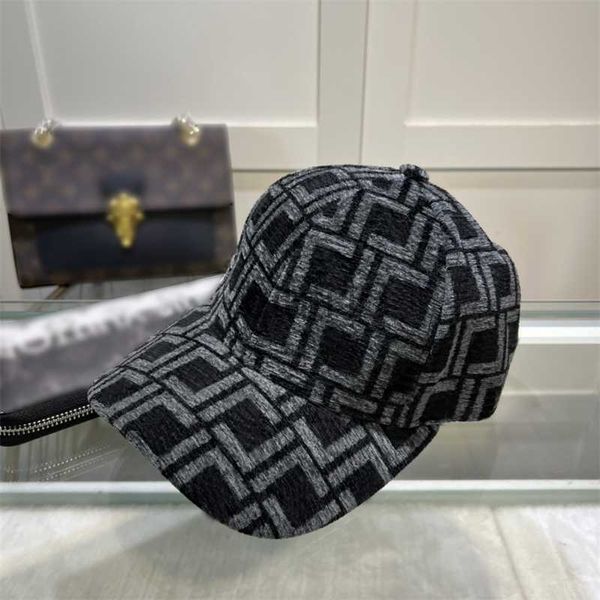 Bola bonés inverno fuzzy bonés de beisebol para mulheres mens designer carta casquette unisex f bola boné esporte snapback bonnets ao ar livre chapéus quentes x0912