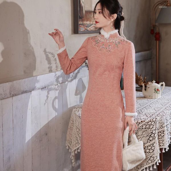 Этническая одежда 2023, зимнее утолщенное длинное платье Cheongsam с вышивкой жемчугом, современное улучшение, повседневное платье для девочек, молодое Ципао, традиционное китайское платье