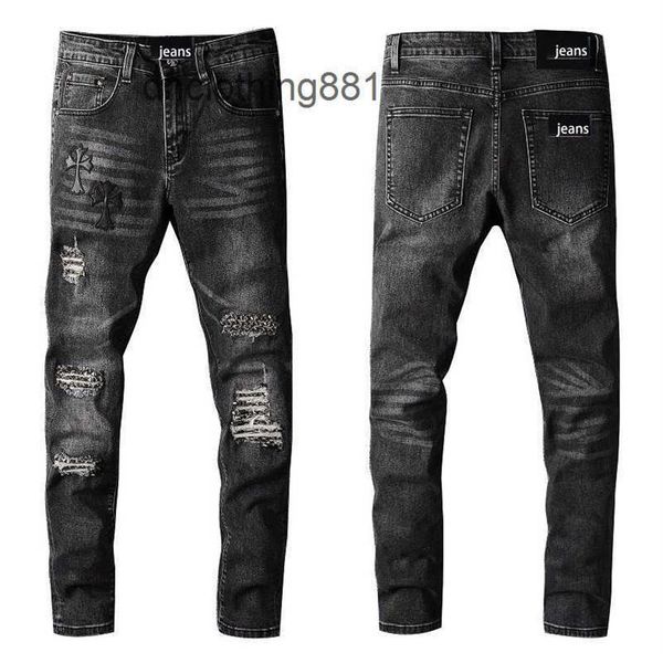 Pantaloni jeans da uomo di design europeo e americano Trend Amirs Fashion Cross toppa con foro per il ginocchio Jeans casual da uomo Liuding 718329W