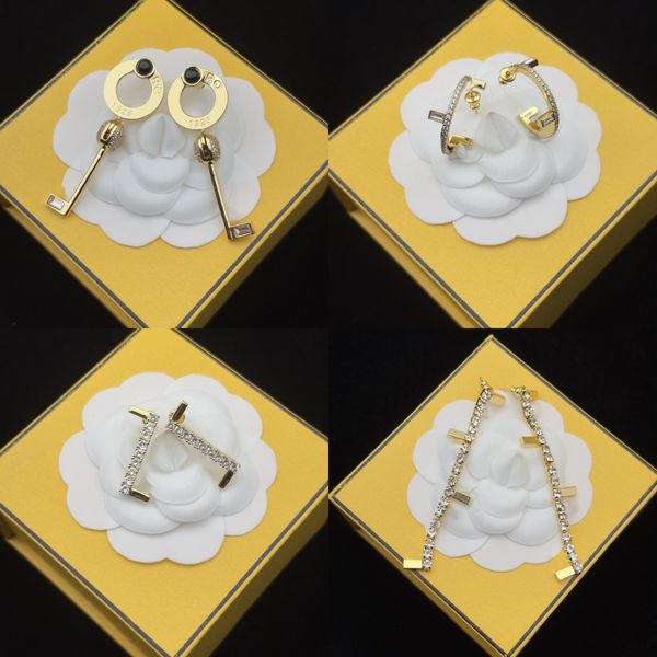 Orecchini pendenti di design da donna Ciondola orecchino lungo in oro Orecchini di lusso da donna Gioielli moda Orecchini con diamanti F Orecchini Ornamento Gioielli da donna con scatola 239127D