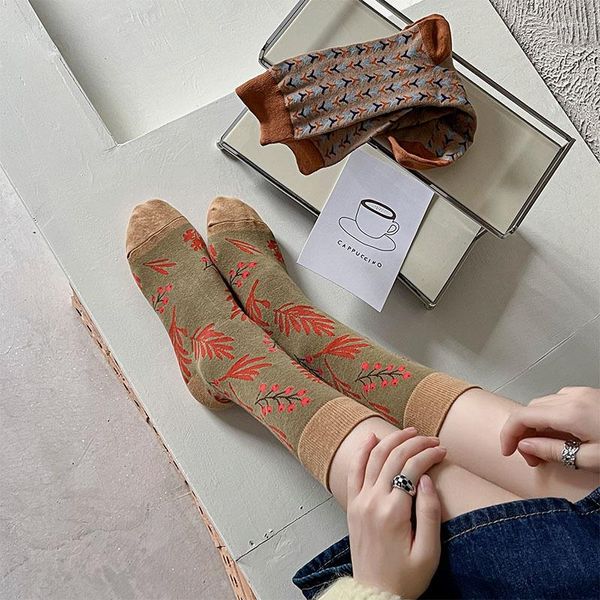 Frauen Socken Retro Crew Baumwolle Koreanischen Stil Vintage Streetwear Fashion Harajuku College Schule Mädchen Lange