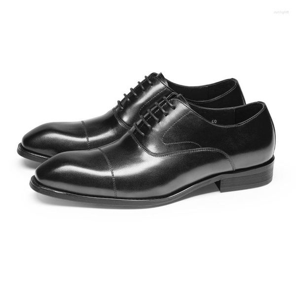 Kleidschuhe Italienische flache Herren Business Luxus handgefertigte echte Lederqualität Bequeme tägliche Arbeit Hochzeit Soziale Oxfords Mann