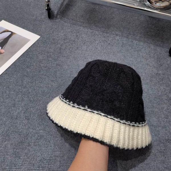 Gorro de inverno crânio bonés mistura algodão poliéster tricô feminino preto branco divisão alta qualidade grosso quente chapéus bonés