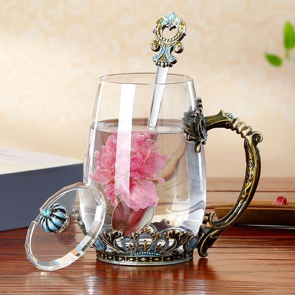 Bicchieri da vino retrò tazza di acqua di acqua fiore Personalità Trend vetro Creative Home Coffee con cucchiaio decorazione europea