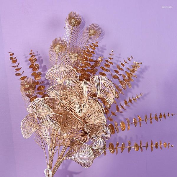 Fiori decorativi Foglie di ginkgo dorato artificiale Foglie di eucalipto Ventaglio di plastica Decorazione natalizia per la casa di nozze Falso