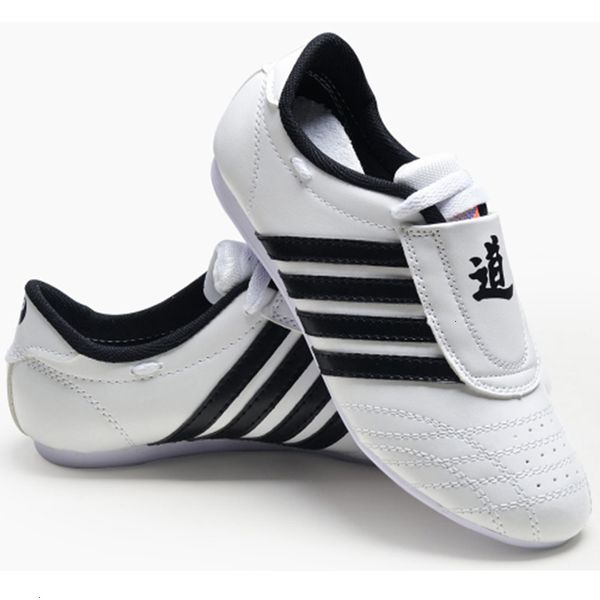 Outros artigos esportivos Taekwondo Sapatos Branco Masculino Sneaker Respirável Kung Fu Wushu Sapatos Taichi Karate Artes Marciais Wrestling Tênis Crianças Taekwondo 230912