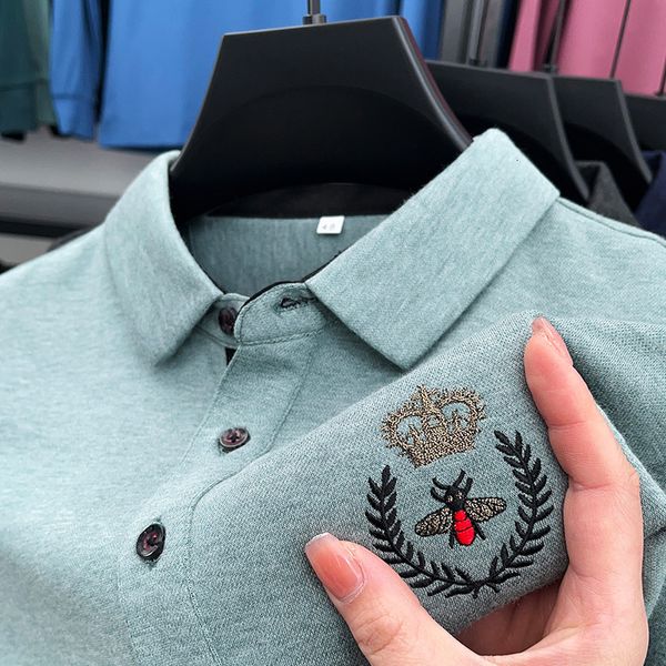 Polo da uomo di marca di lusso di fascia alta Crown Bee Polo ricamata a maniche lunghe 2023 Moda autunno Resistenza alle rughe Tshirt Top 230912