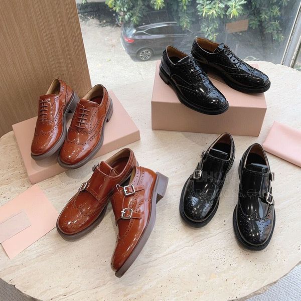 En kaliteli basılı baskılı toka bağcıklı düz loafers moda el işleri kadınlar lüks küçük deri ayakkabı tasarımcısı elbise ayakkabıları düz rahat ayakkabılar kız için