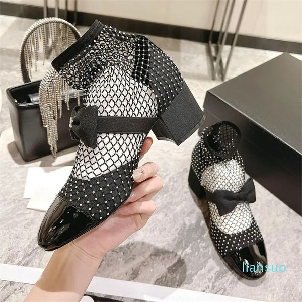 Botas Designer de Luxo Strass Fivela Chunky Heel Womens Sapatos 8.5cm Alto Salto Bootie Moda Misturada Cor Ankle Boot