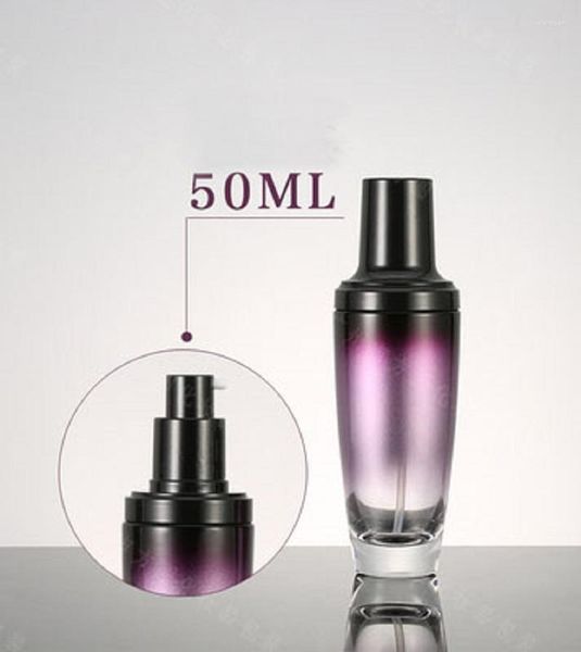 Garrafas de armazenamento 50ml garrafa de loção de vidro roxo com tampa de bomba preta para embalagem cosmética de soro / loção / fundação