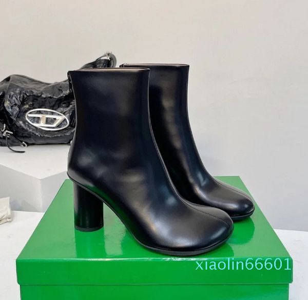 2023 Boot Fashion Stivaletti antiscivolo con suola da donna firmata Dress Party