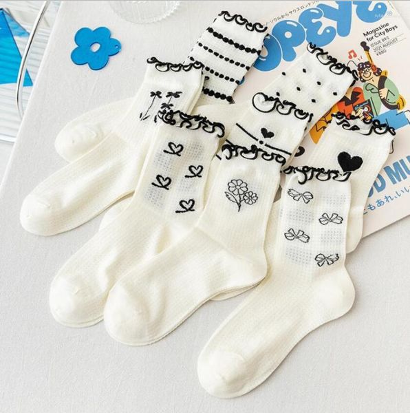 Frauen Socken Rüschen Nette Lange Dünne Weibliche Süße Sommer Mädchen Rüschen Stickerei Herzen Floral Kawaii Mittleren Rohr Sox 10 paar