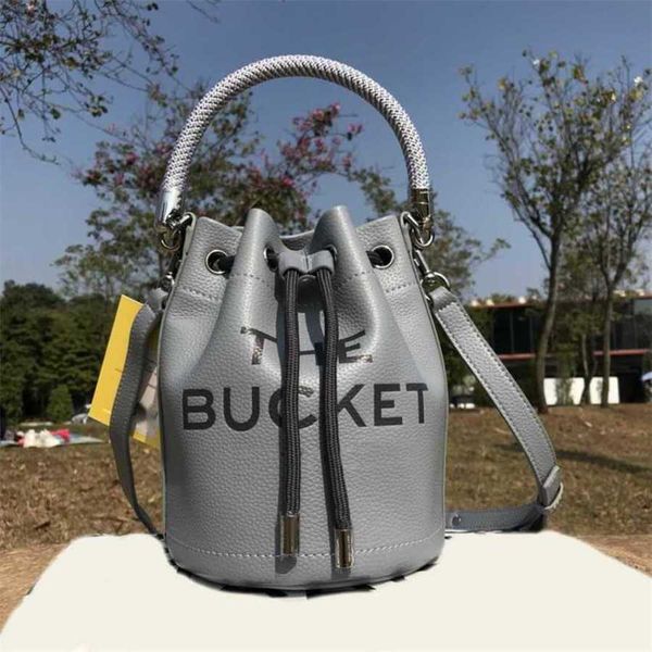 Ma Bucket Bags Mirror-Qualidade Designer Bag Cruz Corpo Mulheres Sacos De Ombro De Couro Mulheres Moda All-Match Design Bolsa Bolsas Clássicas 221125