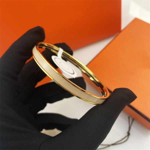 Bracciale designer per donne Braccialetti Braccialetti Accessori di moda di moda Enamel Titanio Steel Bangle Party Wedding's Valentine's Day Regalo Love Love Chinese HAS