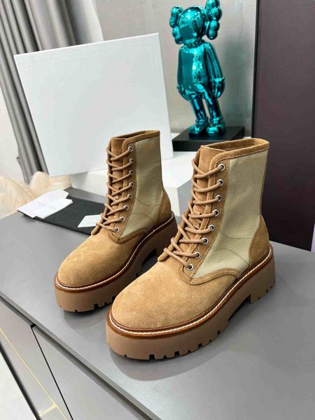 2023 casual e moda botas curtas integradas clássico e elegante bota feminina camada superior de couro invertido material de lã