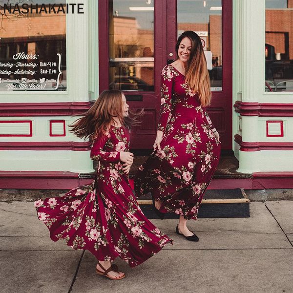 Passende Familienoutfits NASHAKAITE Kleid für Mutter und Tochter Weinrotes Blumen-Party-langes Kleid Mutter-Tochter-Kleider passende Kleidung 230914