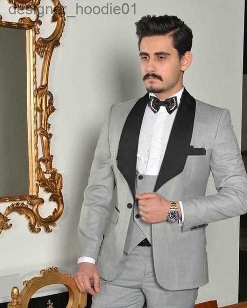 Erkekler Suits Blazers Yüksek Kalite Bir Düğme Açık Gri Damat Smokin Şal Yokel Erkekler Düğün/Balo/Akşam Yemeği En İyi Adam Blazer (Ceket+Pantolon+Yelek+Kravat) W392 L230914