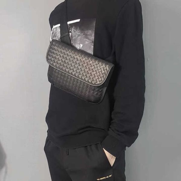 Maleta Bolsa de Peito para Homens / Mulheres Bolsa de Designer Preto Genuibe Couro de Bezerro Marca de Moda Couro Crossbody Botega Bvs Bolsa para Câmera Negócios Y5Z