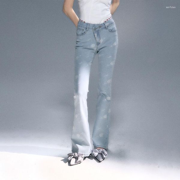 Damenhose Retro High Waist Design Sense Niche Love Taillierte Boot-Cut Jeans in heller Farbe Street Fashion Tipps Slim-Fit