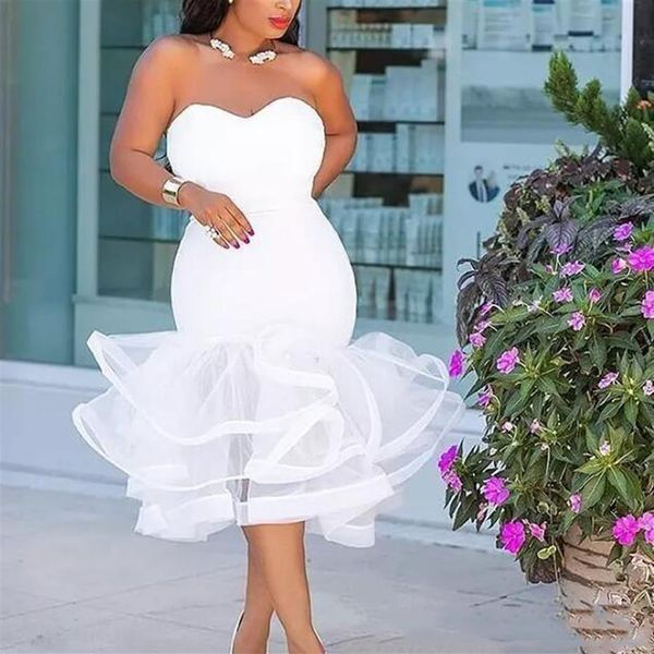 2019 Weiße Plus-Size-Meerjungfrau-Brautkleider mit Herzausschnitt, ärmellose Brautkleider, knielang, abgestufte Rüschen, maßgeschneidertes Hochzeitskleid263O