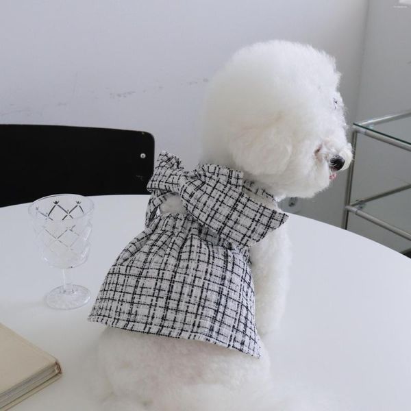 Vestuário para cães ins vestido de primavera moda preto e branco robusto trançado arco halter roupa de gato vestidos de festa dar clipes de cabelo