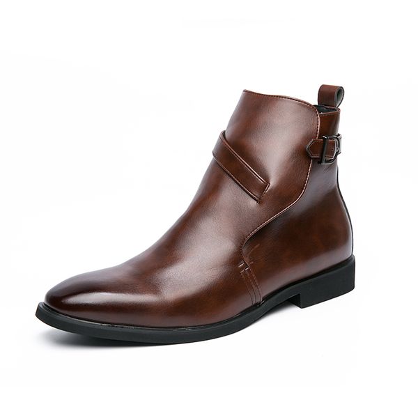 Erkekler Slip-On Su Geçirmez Ayak Bileği Botları Brogue Fashion Boots Mikrofiber Deri Ayakkabı Zapatillas Hombre Erkek Parti Elbise Ayakkabıları 38-44