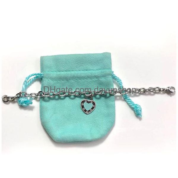 Bracciale a cuore Catena da donna a portata di mano Gioielli di moda in acciaio inossidabile Regali di San Valentino per accessori per la fidanzata Dimensione del lotto all'ingrosso Drop D