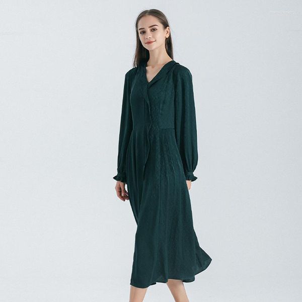 Vestidos casuais 22 momme jacquard seda pavão verde folha de lótus laço pêssego v-pescoço mulheres manga longa magro escritório senhoras vestido ae1773