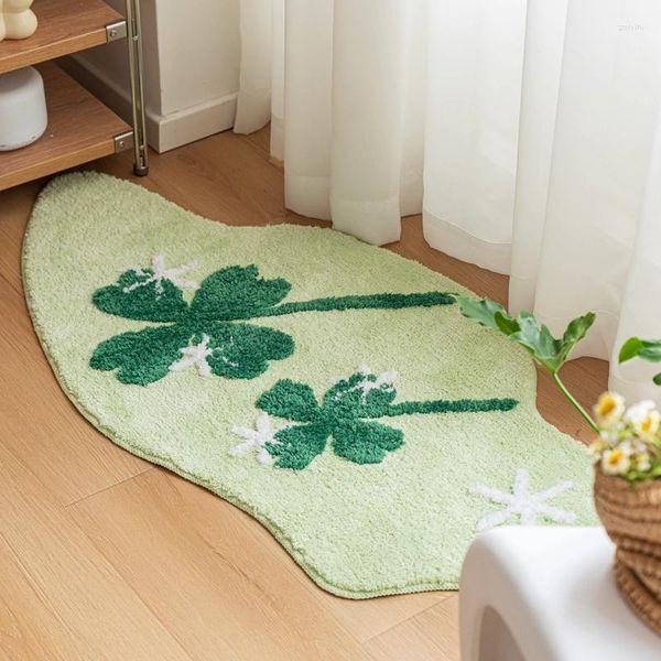 Teppiche Tufting-Teppich mit grünem Kleeblatt, unregelmäßiger, flauschiger Pflanzenteppich, Schlafzimmer, Bettseite, Bodenmatte, Anti-Rutsch-Pad, Heim-Frühlingsdekoration, 60 x 130 cm