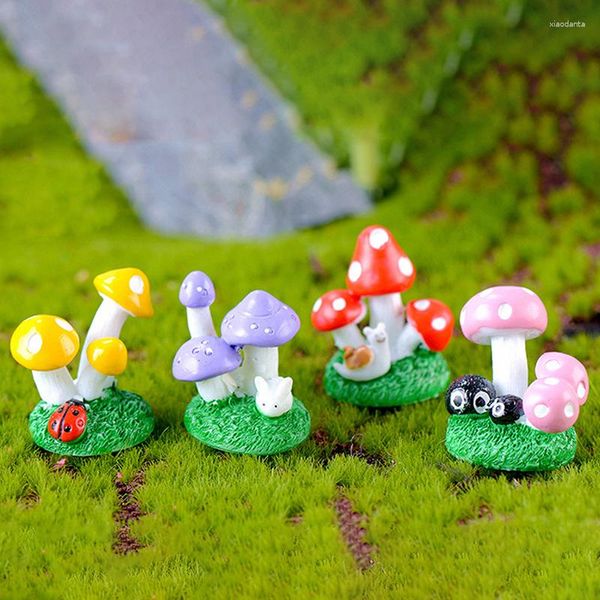 Decorazioni da giardino Ornamento di funghi dei cartoni animati Decorazione di fata Forma Animale in miniatura Muschio Terrario Artigianato in resina