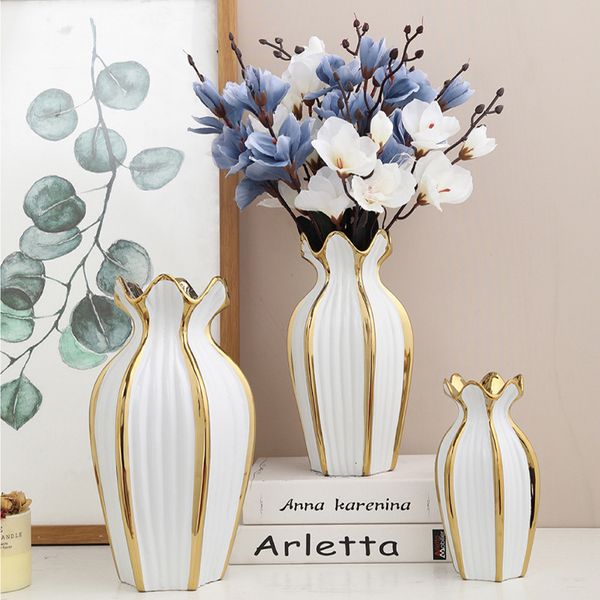 Vasos simples nórdico vaso de cerâmica moderno galvanoplastia ornamentos criativo luz luxo artesanato sala de estar arranjo de flores casa 230915