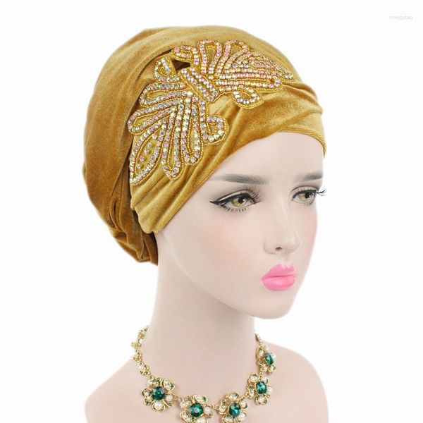 Abbigliamento etnico Sciarpa turbante in velluto con strass di lusso Foulard da donna Cofano Sciarpe islamiche per la testa Africana Autunno Inverno Avvolgimenti femminili Berretti