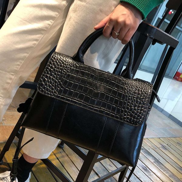 HBP Borse casual versatili da donna Borsa a tracolla in vera pelle di grande capacità Borsa a tracolla da donna Dea del fascino 01