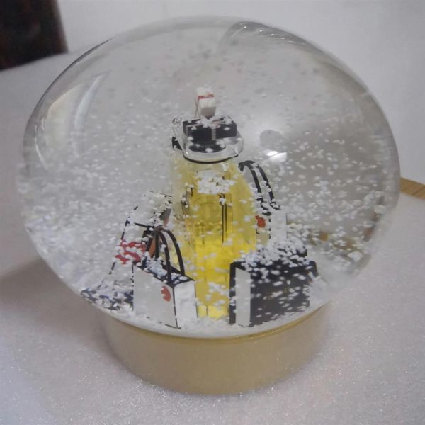 Edizione 2022 C Classici Palla di neve dorata di Natale con bottiglia di profumo all'interno della sfera di cristallo per un regalo speciale di compleanno novità VIP282d