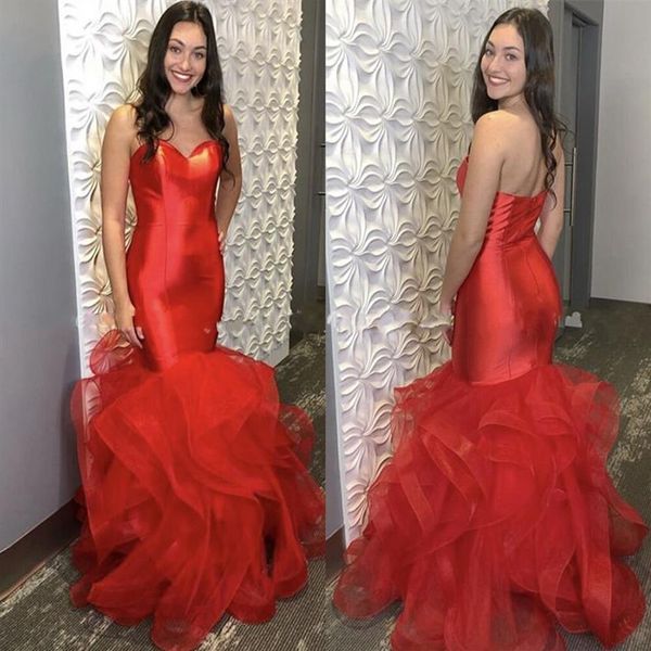 2020 Red Ruffle Mermaid Prom Vestidos de dama de honra Strapless Satin Dress Evening Wear Party Long Formal Dress Ocasião Especial Mulheres 270U