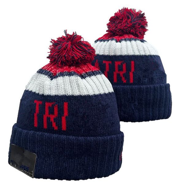 Sets Selbstbewusstes gefesseltem Strickhut mit Pom Winterhüte Fußball Mützen Sport 32 Teams Match Order Navy gestreiftes Manschettengestricke Pom