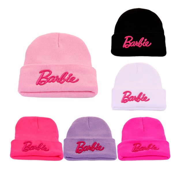 Moda carina calda lettere Barbie cappelli lavorati a maglia rosa lana ricamata ragazze accessori donna berretti abbigliamento invernale abbigliamento da esterno
