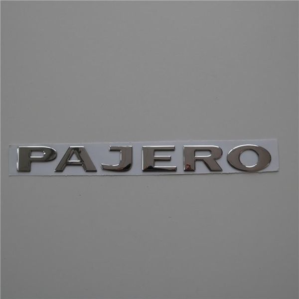 2 pezzi set ABS 3D Argento Pajero Car Emblem Badge Lato corpo Logo Decal Adesivo posteriore Accessori Decorazione173F