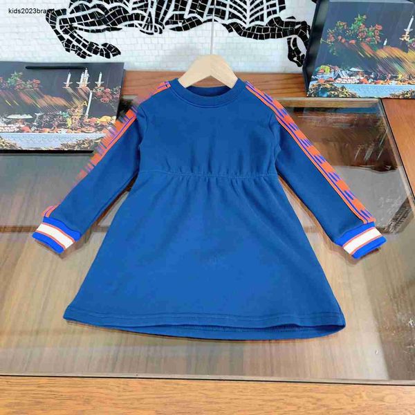 Babykleidung, modisches Kleid mit Streifennähten für Mädchen, Designer-Kinderkleid, Größe 100–150 cm, langärmeliger Kinderrock, 15. September