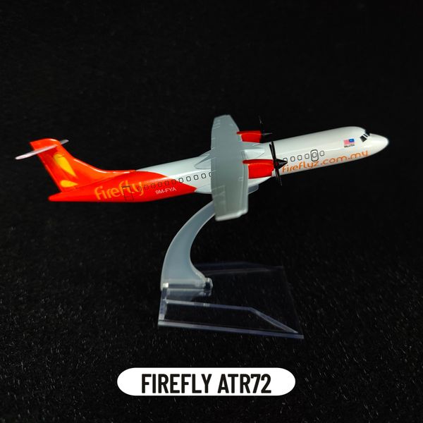 Modello di aereo Scala 1.400 Modello di aereo in metallo in miniatura FIREFLY ATR72 Aereo Aviazione Replica Diecast Collezione di aeroplani Giocattolo per bambini per ragazzo 230915