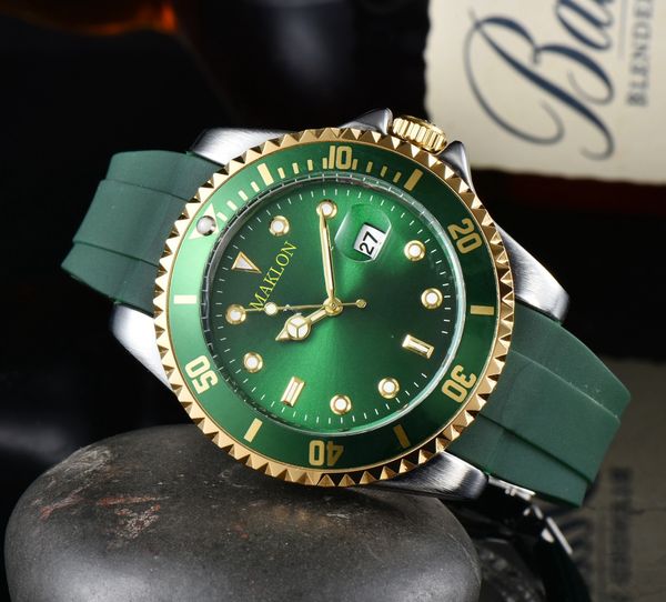 Relógio esportivo 40mm relógio de marca de luxo Calendário Relógios de pulso Clássicos Relógios de moda relógio masculino automático de sílica gel tira luxo relógios de banda