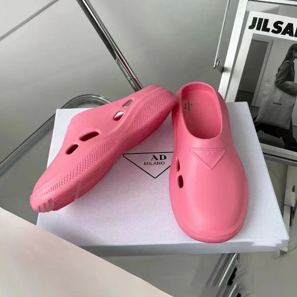 pantofola di lusso sandalo di design uomo scivolo scarpa da donna estate spiaggia moda sexy tempo libero scarpa da esterno scivolo in schiuma Ciabatte in gomma a triangolo in rilievo