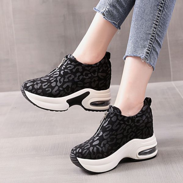 Sapatos de vestido Salto oculto Sapatos de plataforma casual Mulher tênis camurça deslizamento em sapatos mulheres altura crescente rebanho leopardo impressão cunhas sapatos 230915