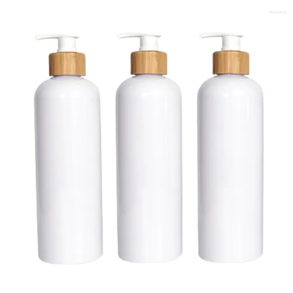 Aufbewahrungsflaschen 500 ml leere Kunststoff-Rundschulter-weiße Flasche Bambus-Holzring-Lotionspumpe nachfüllbarer kosmetischer Verpackungsbehälter
