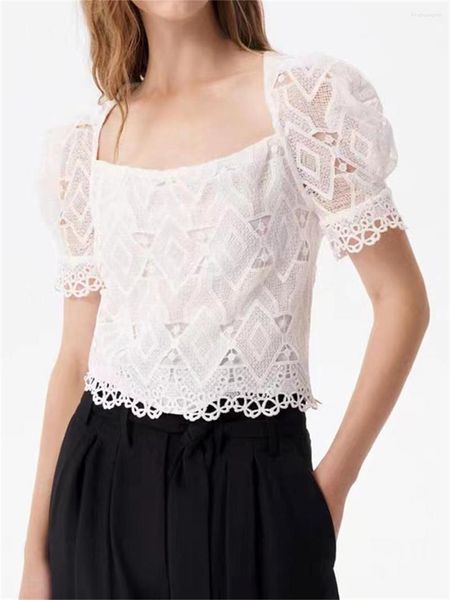 Женские блузки, женская кружевная блузка с геометрическим узором и вырезами, 2023, летняя женская милая рубашка с короткими пышными рукавами и квадратным воротником