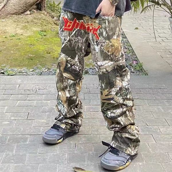 Pantaloni da uomo Lettera Asciugamano Ricamo Camouflage Cargo per uomo Streetwear Casual Y2K Salopette larga Pantaloni Pantaloni oversize unisex con impiombatura 230915