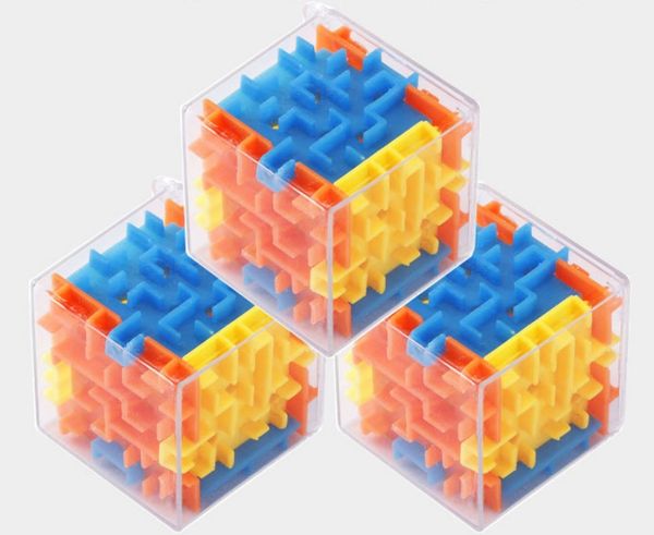 Cubo magnetico magico Giocattolo di agitazione Cubo infinito Giocattoli per la prima educazione Trasparente 3D Piccolo cubo magico Perline da passeggio Dody Maze Marbles Giocattoli cubo di decompressione per adulti