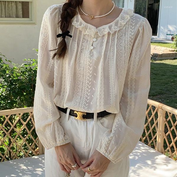 Kadınlar bluzlar bahar 2023 Koreli kadınlar gömlek tatlı patchwork işlemeli üstler gevşek uzun kolu fırfırlı içi boş dantel bluz